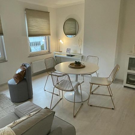 Le Relax By La Dame De Coeur - Logement Zen Urbain Namur Dış mekan fotoğraf