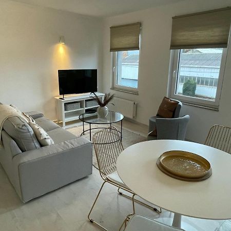 Le Relax By La Dame De Coeur - Logement Zen Urbain Namur Dış mekan fotoğraf